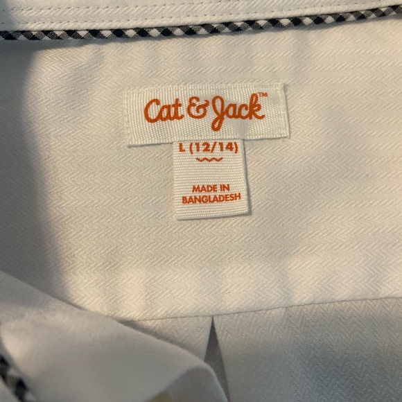 Cat and Jack kids white dress shirt - Picture 4 of 4